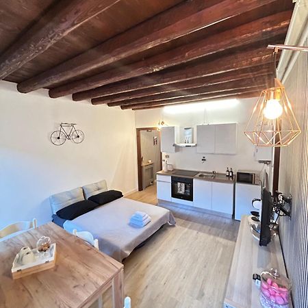 Wood 32 Family -Apartment Rovigo Exterior photo