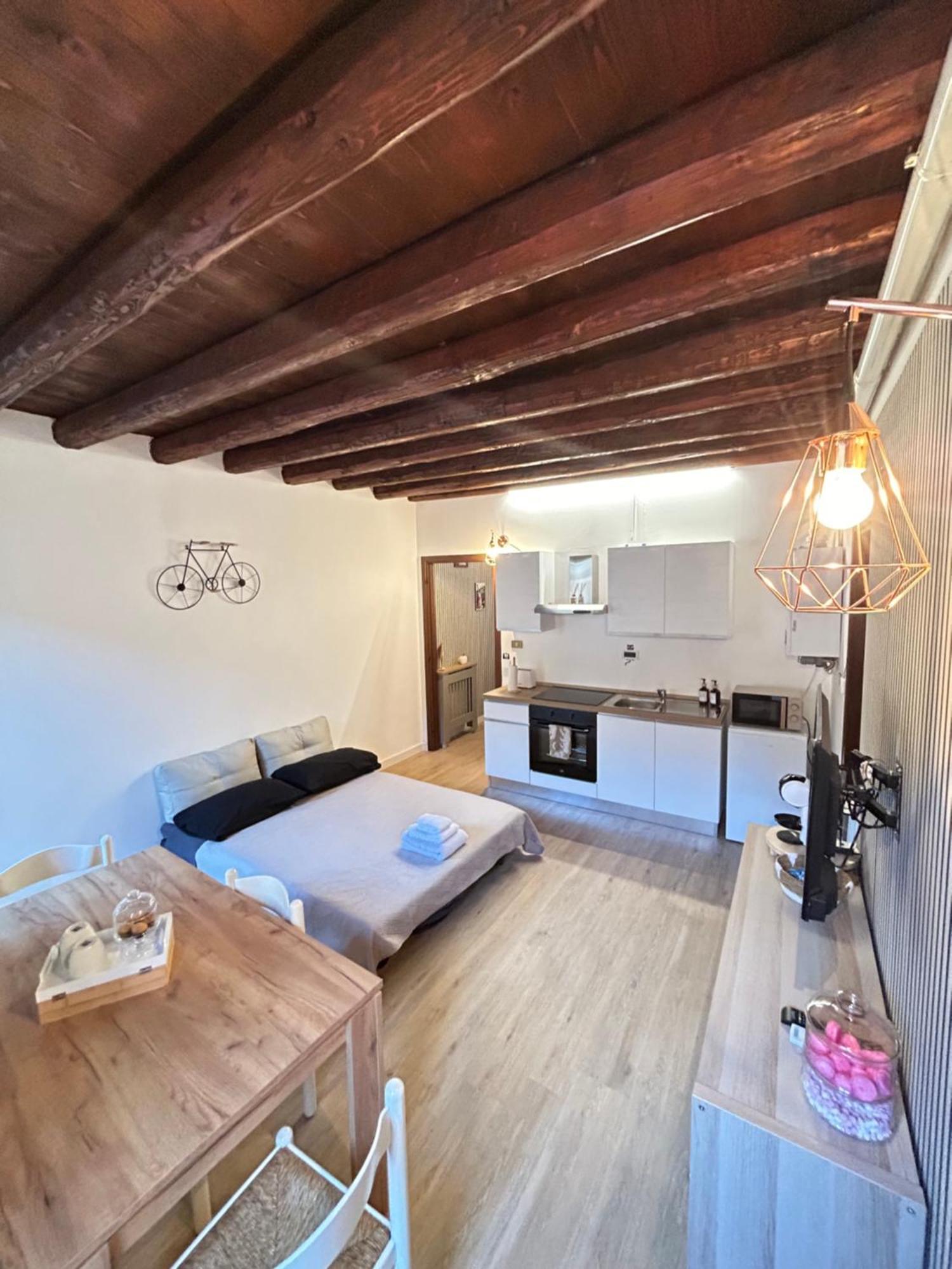 Wood 32 Family -Apartment Rovigo Exterior photo